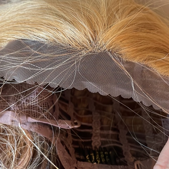 Fashion source synthetic hair wig - Picture 10 of 14